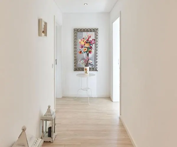 アパート Os Reais - In Front Of The In Centeanes