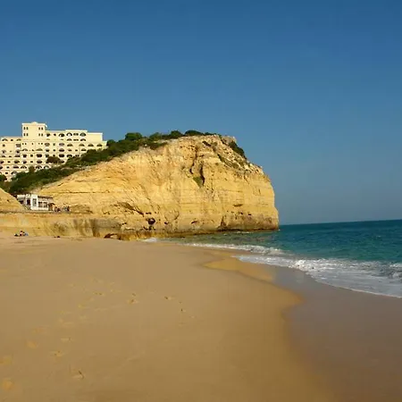 Апартаменты Os Reais - In Front Of The In Centeanes Карвоейру